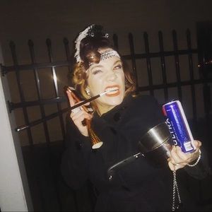 Meet your Posher, Cara